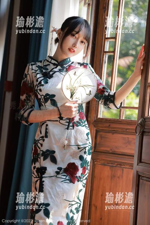 秀人网 - 套图精选：每一件白衬衫都是一种心灵的平静，周慕汐baby完美演绎