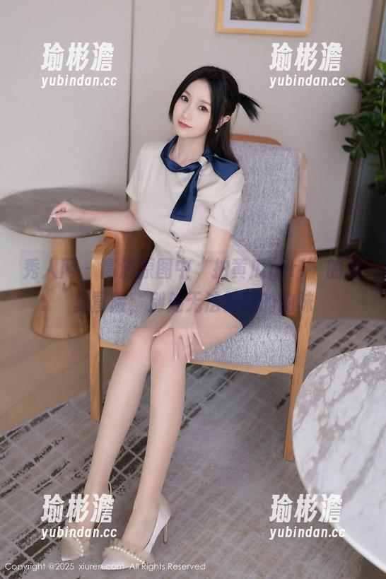 秀人网 - 高清原图中“拍黄瓜girl”的浴室冒险，别处无法复制的韵味