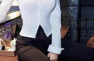 秀人网 – 梦娜Vanessa说礼服很难驾驭，我却觉得在我的观看下毫无压力！