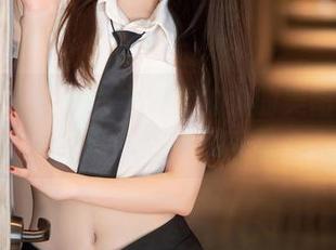 秀人网 – 在线博主温柔的柔的美图：清纯得让人想捧起来看