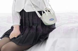 秀人网 – 鱼尾fish的水手服：是游泳还是划水？高清写真集让你不得不信！