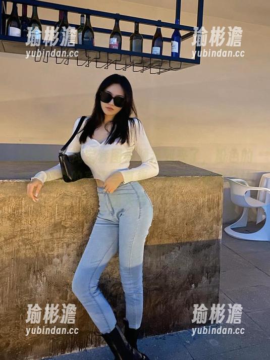 微密圈 - 淘宝套图视频系列来了，粉色的猪陈佩奇的高清写真集，内容和视角总让我失神。