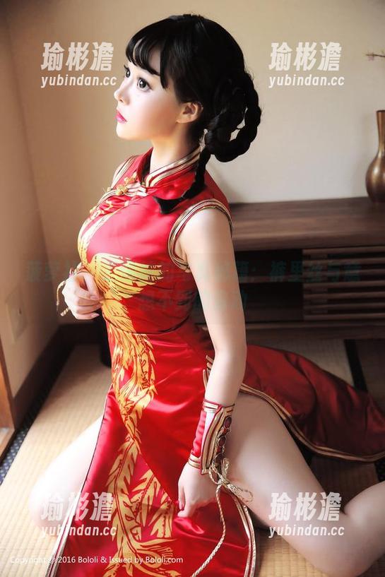 菠萝社 - 王语纯的写真秘籍：裤里丝与意想不到的窜动