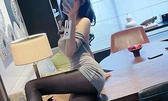 微密圈 – 福利快递！葛征双马尾写真，让人不禁多看几眼