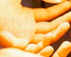 蜜桃社 – 杏子的在线写真，这双马尾能找到你心中的少女心吗？