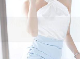 语画界 – 不期而遇的美丽，程程程的吊带朦胧写真套图