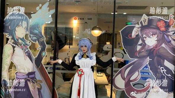 阿九从不咕咕的长腿，免费写真，随便拍照都能学到！