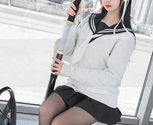 在雪琪SAMA的笔下，学妹的作品里有种魔力