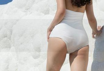 魅妍社 – 最新出炉的陈雅漫VICKY图册，女王的风范难掩喔