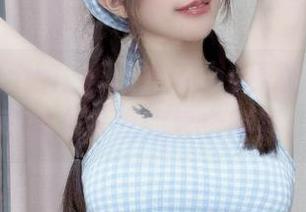 职场drama：鹿八岁baby原图探讨女上司和女下属的复杂羁绊。